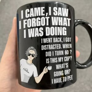Senior Mom Dad Retired Came Saw Got Distracted When Did I Turn Old - Personalized Mug